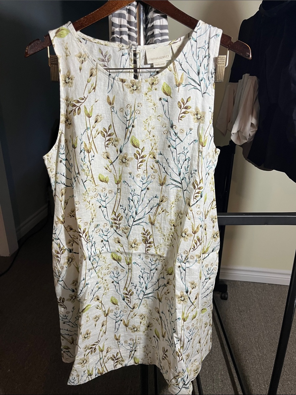 Cynthia Rowley White Sleeveless Tunic with Green and Blue Botanical Print